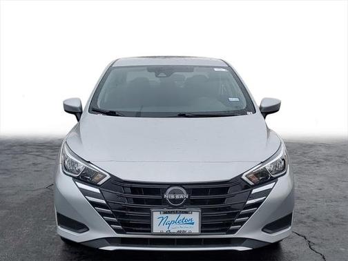 2023 Nissan Versa 1.6 SV