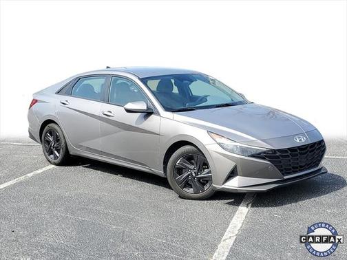 2021 Hyundai ELANTRA SEL