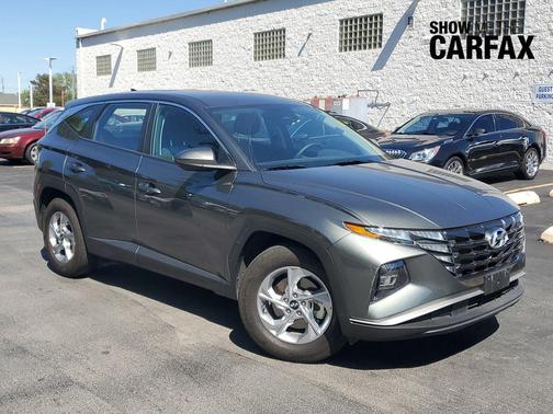 Amazon Gray 2023 Hyundai TUCSON SE