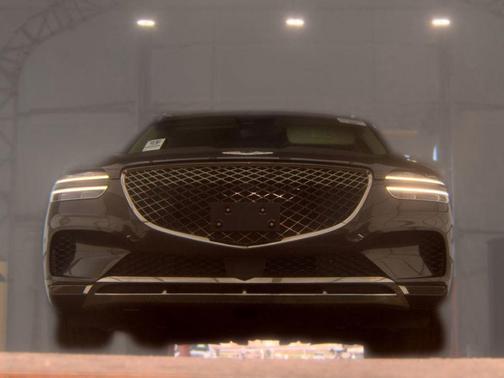 Barossa Burgundy 2023 Genesis GV70 2.5T AWD