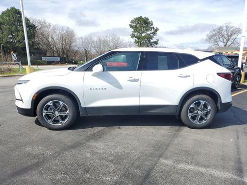 Summit White 2025 Chevrolet Blazer 2LT