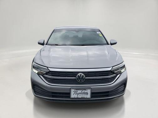 Pyrite Silver Metallic 2023 Volkswagen Jetta 1.5T SE