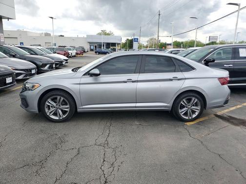 Pyrite Silver Metallic 2023 Volkswagen Jetta 1.5T SE