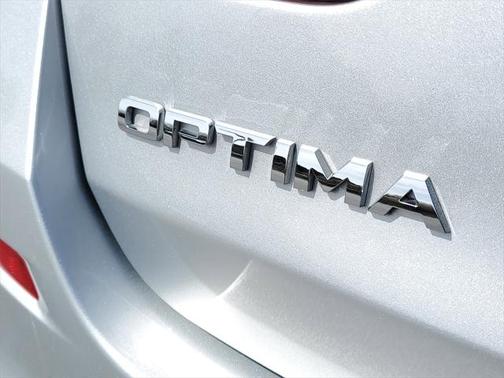 2020 Kia Optima S