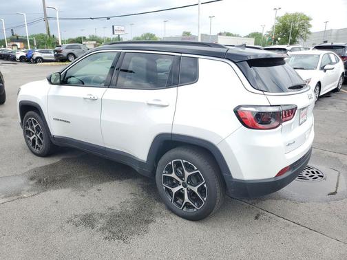 Bright White Clearcoat 2025 Jeep Compass Limited