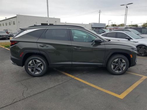 2026 Hyundai TUCSON SEL