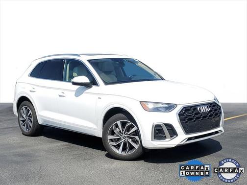 2023 Audi Q5 45 S line Premium Plus