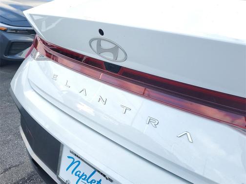 2025 Hyundai ELANTRA HEV Blue