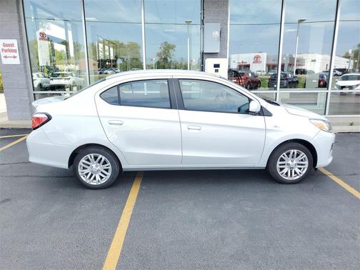 2024 Mitsubishi Mirage G4 LE