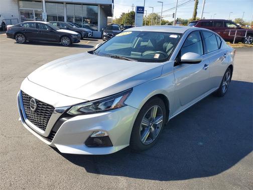 2022 Nissan Altima 2.5 SL