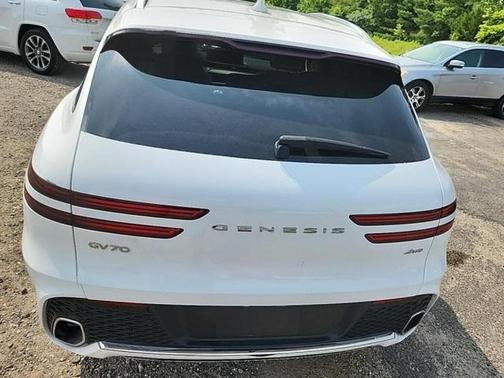 2022 Genesis GV70 2.5T AWD