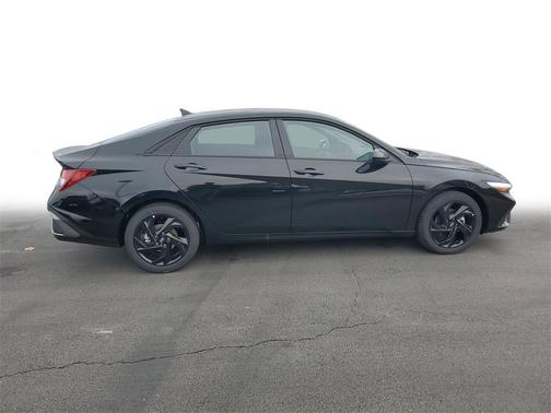 2026 Hyundai ELANTRA Sport