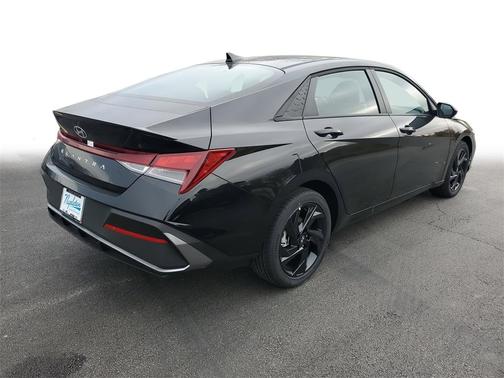 2026 Hyundai ELANTRA Sport