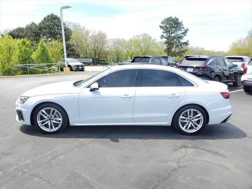 2023 Audi A4 45 S line Premium Plus