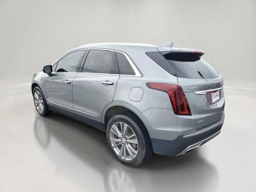 Argent Silver Metallic 2023 Cadillac XT5 Premium Luxury