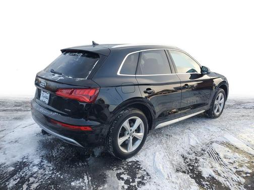 2020 Audi Q5 45 Premium