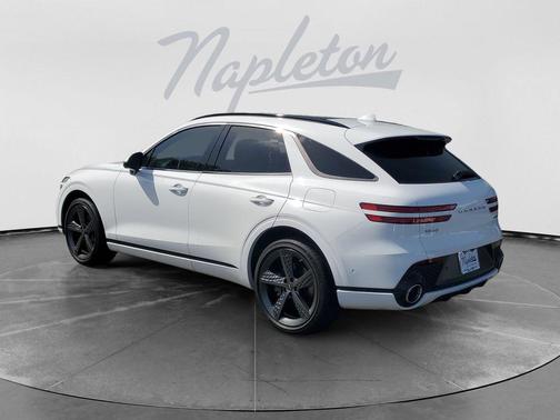 Alta White 2022 Genesis GV70 3.5T AWD Sport