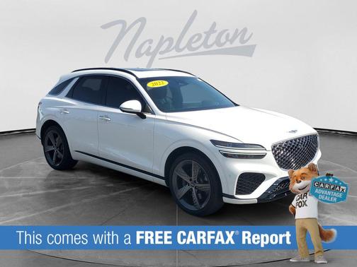 Alta White 2022 Genesis GV70 3.5T AWD Sport