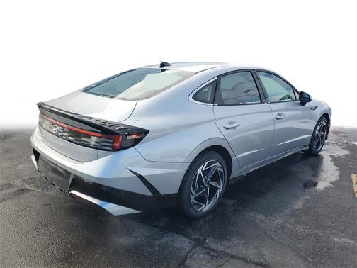 2026 Hyundai SONATA SEL