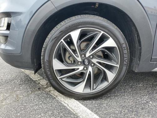 2021 Hyundai TUCSON Sport