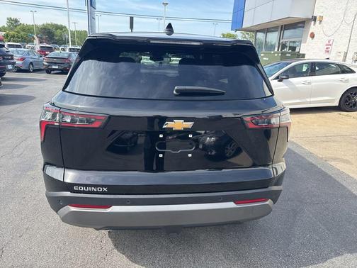 Black Metallic 2025 Chevrolet Equinox 1LT