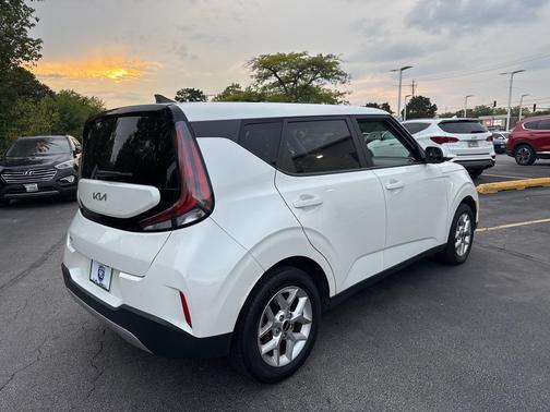 2023 Kia Soul LX