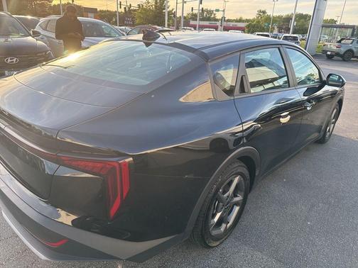 Aurora Black Pearl 2025 Kia K4 LXS
