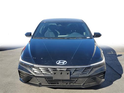 2026 Hyundai ELANTRA Sport