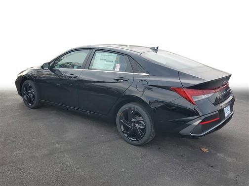 2026 Hyundai ELANTRA Sport