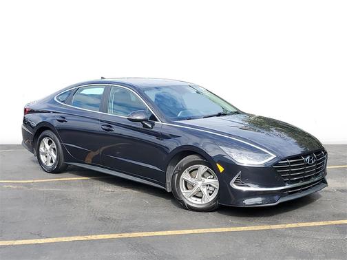 2023 Hyundai SONATA SE