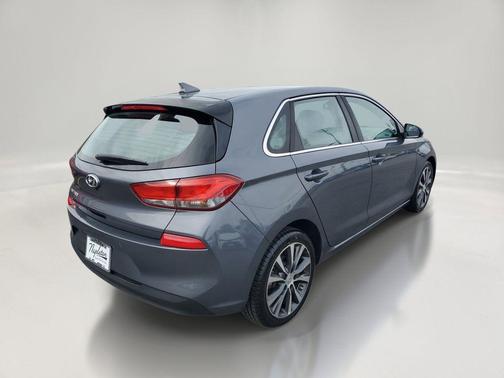 Summit Gray 2018 Hyundai Elantra GT Base