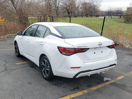 2024 Nissan Sentra SV