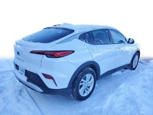 2025 Buick Envista Preferred FWD