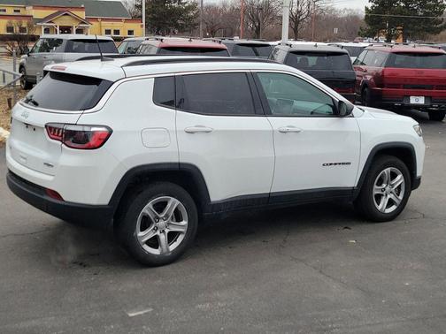 2023 Jeep Compass Latitude