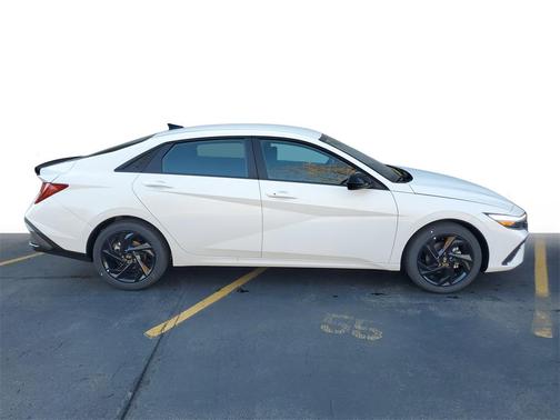 2026 Hyundai ELANTRA Sport