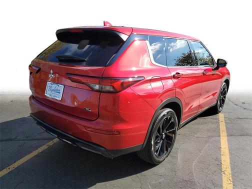 2023 Mitsubishi Outlander SE Black Edition 2WD