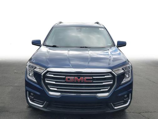 Marine Metallic 2023 GMC Terrain SLT