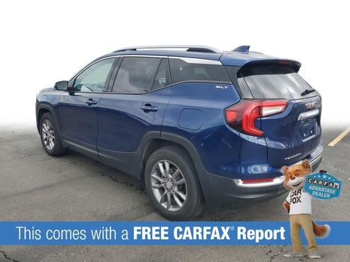 Marine Metallic 2023 GMC Terrain SLT