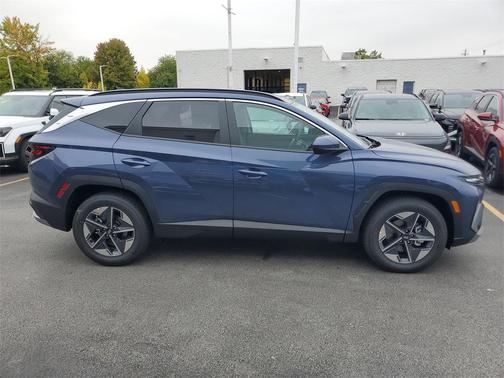 2026 Hyundai TUCSON SEL