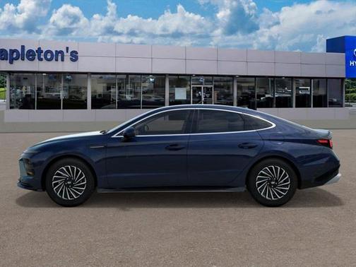 2025 Hyundai SONATA Hybrid SE