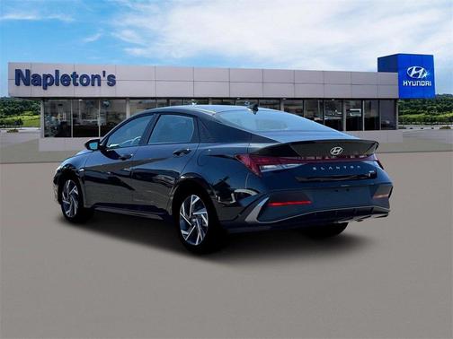 2025 Hyundai ELANTRA HEV SEL Sport