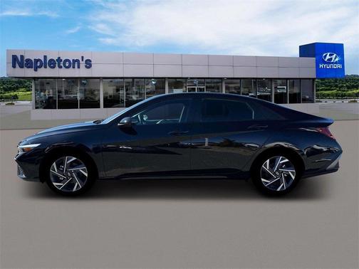 2025 Hyundai ELANTRA HEV SEL Sport