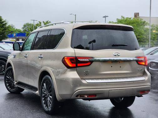2023 INFINITI QX80 SENSORY