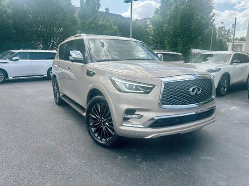 2023 INFINITI QX80 SENSORY