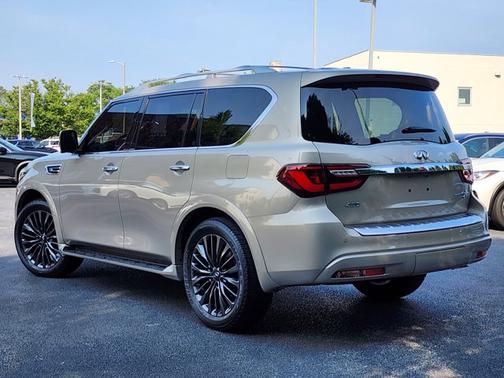 2023 INFINITI QX80 SENSORY