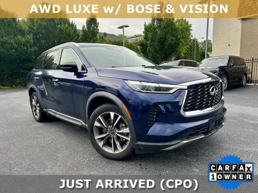 2022 INFINITI QX60 LUXE