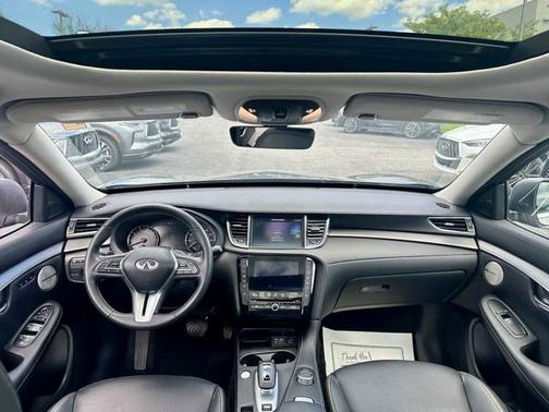 2023 INFINITI QX50 LUXE