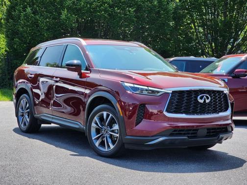 2022 INFINITI QX60 LUXE