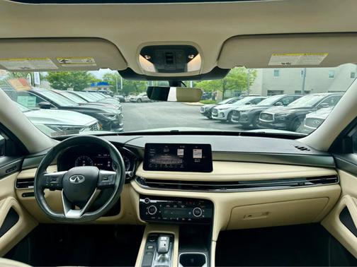 2023 INFINITI QX60 LUXE