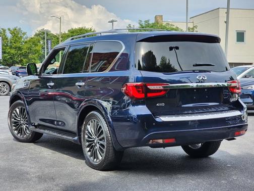 2022 INFINITI QX80 SENSORY